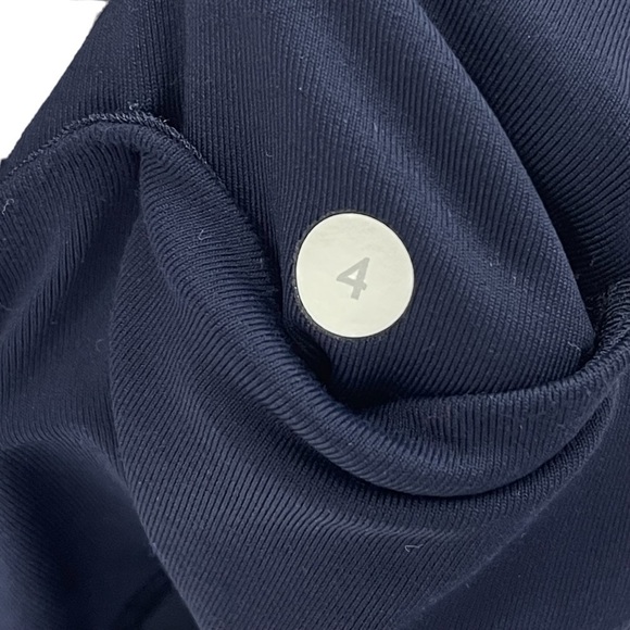 Lululemon Crop Legging Womens 4 Stash It Crop Pant Athletic Gym Work Out Run - Picture 9 of 9